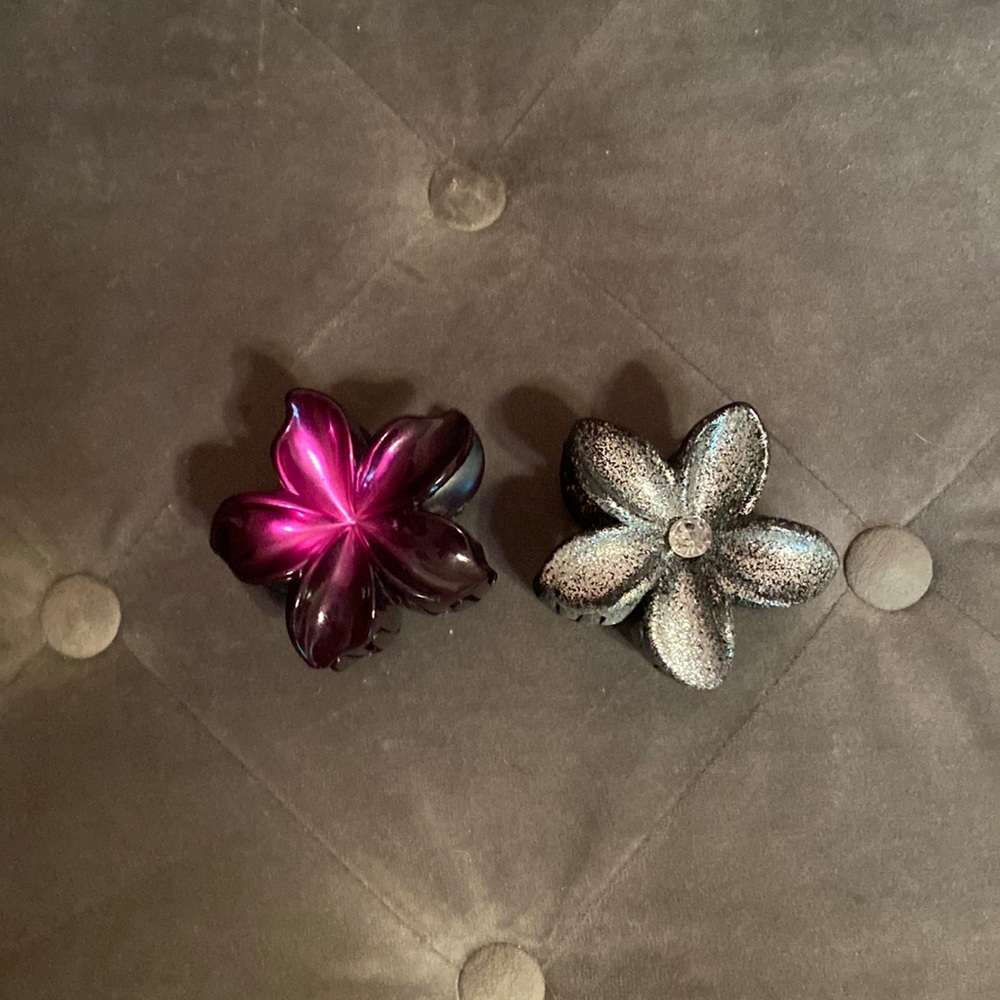 Hair clips